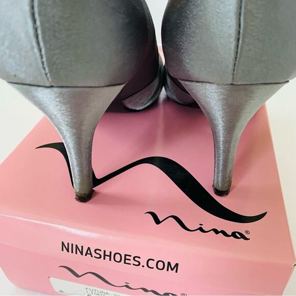 Nina | Futura Pewter Peep Toe Bow High Heels GUC 8 - Picture 10 of 10